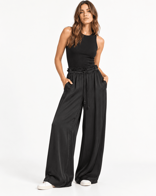 Dana Wide Legs Sateen Pants - Must Boutique