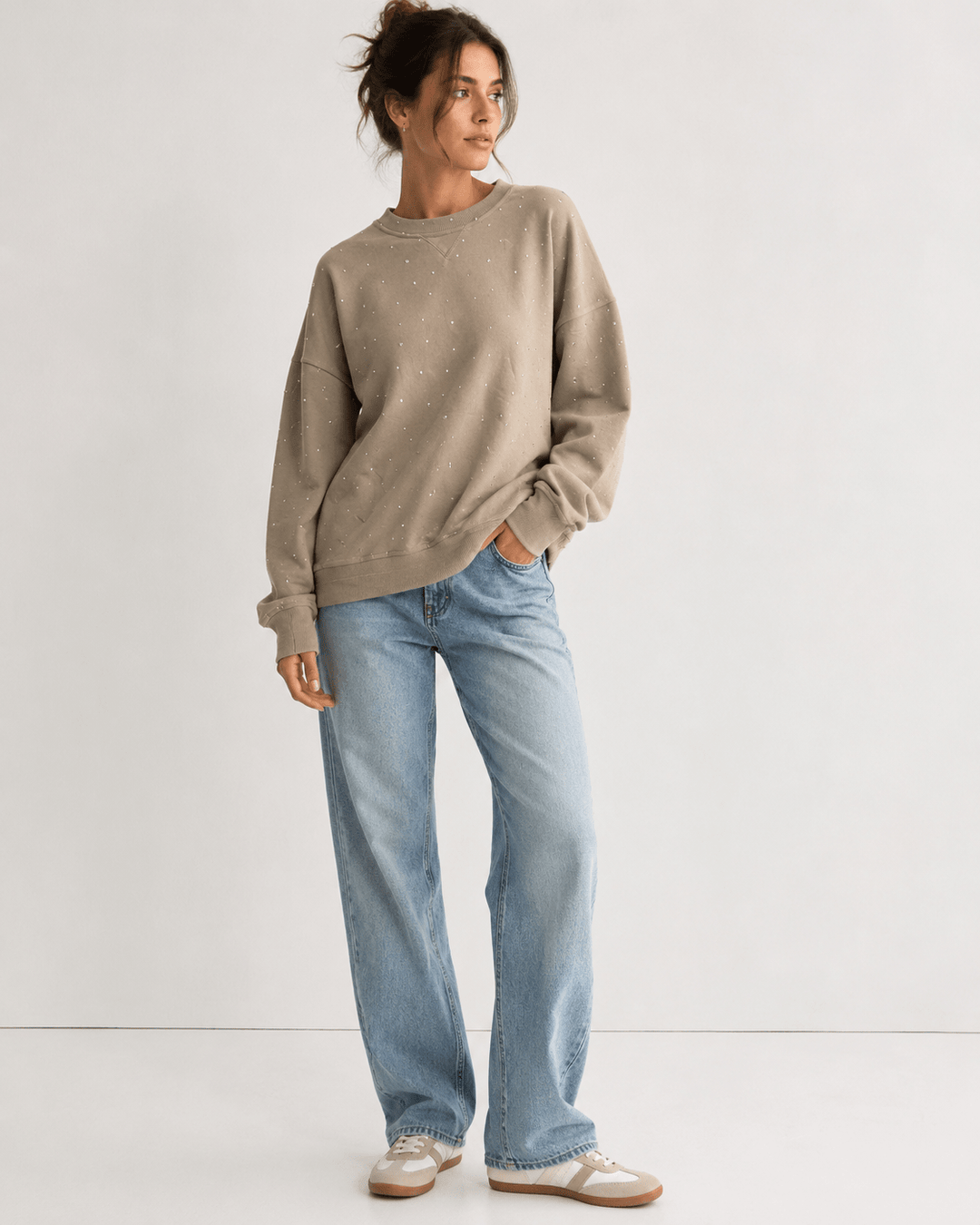 Marlowe Rhinestones Sweatshirt - Must Boutique