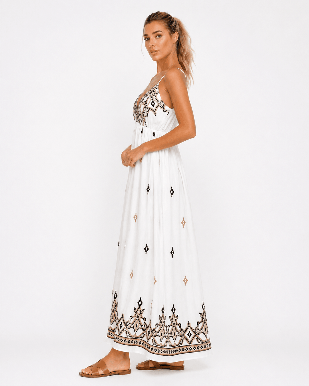 Tara Embroidered Maxi dress - Must Boutique